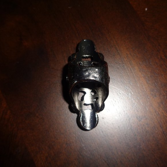 Beautiful purple statement ring- costume jewelry - Picture 7 of 12